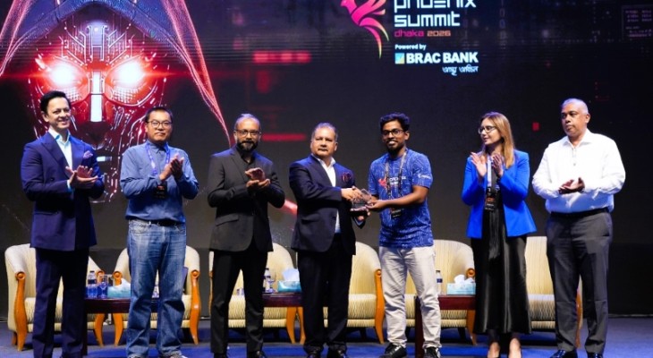 সাইবার লিডারদের সম্মানিত করেছে ফিনিক্স সামিট